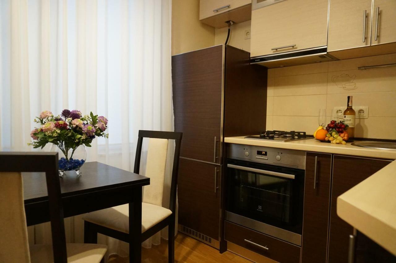 Квартира Рядом С Метро Charkiw Exterior foto